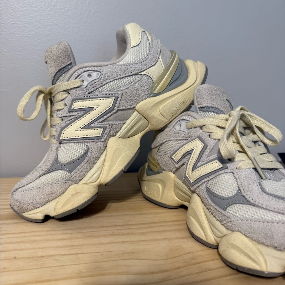 New Balance Gray and Cream 9060s - Picture 2 of 5